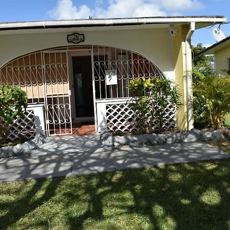 Flamboyant Beach House Saint James Exterior photo